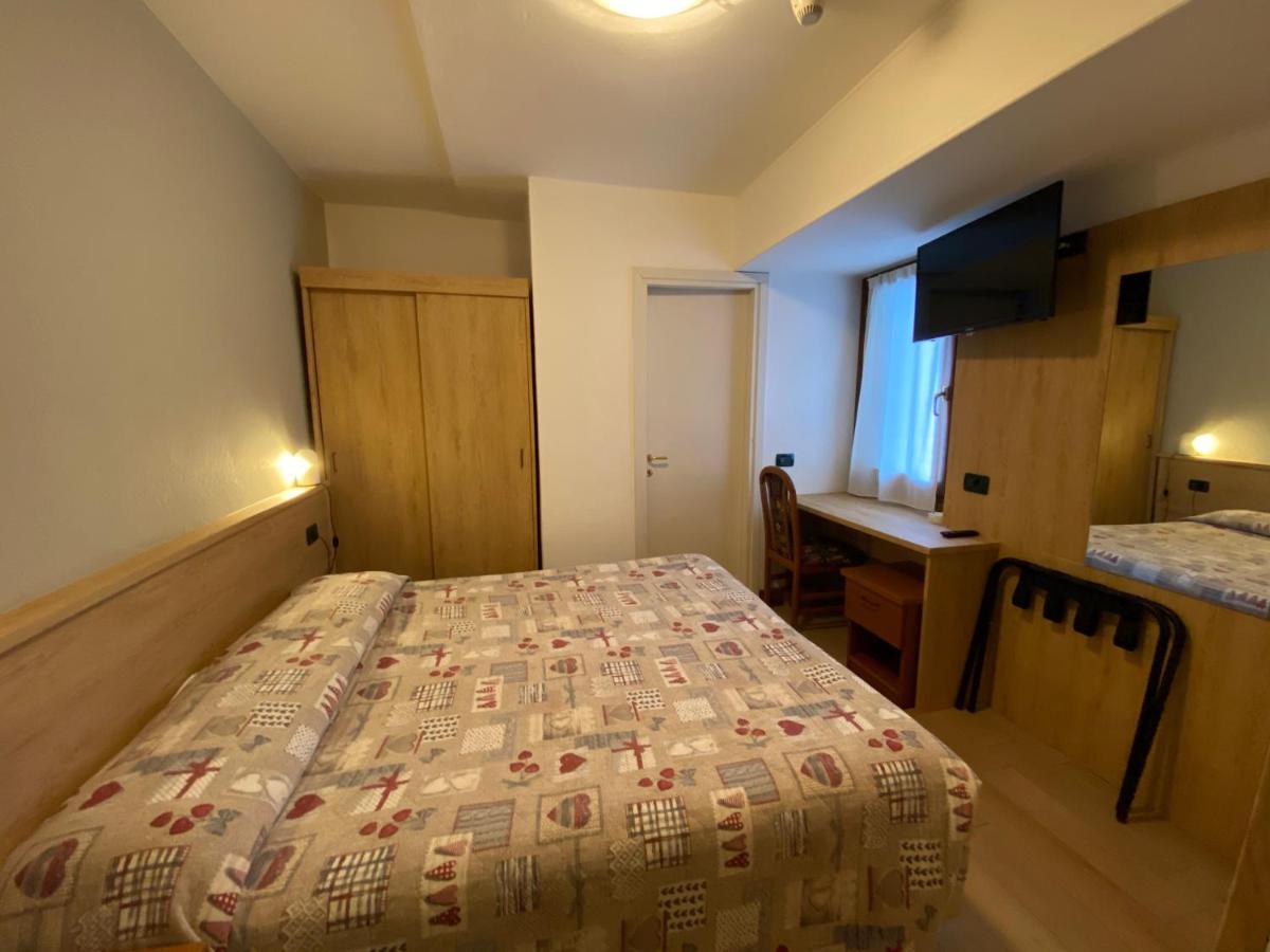 Hotel Sciatori 3 Stelle Superior Temù Dış mekan fotoğraf