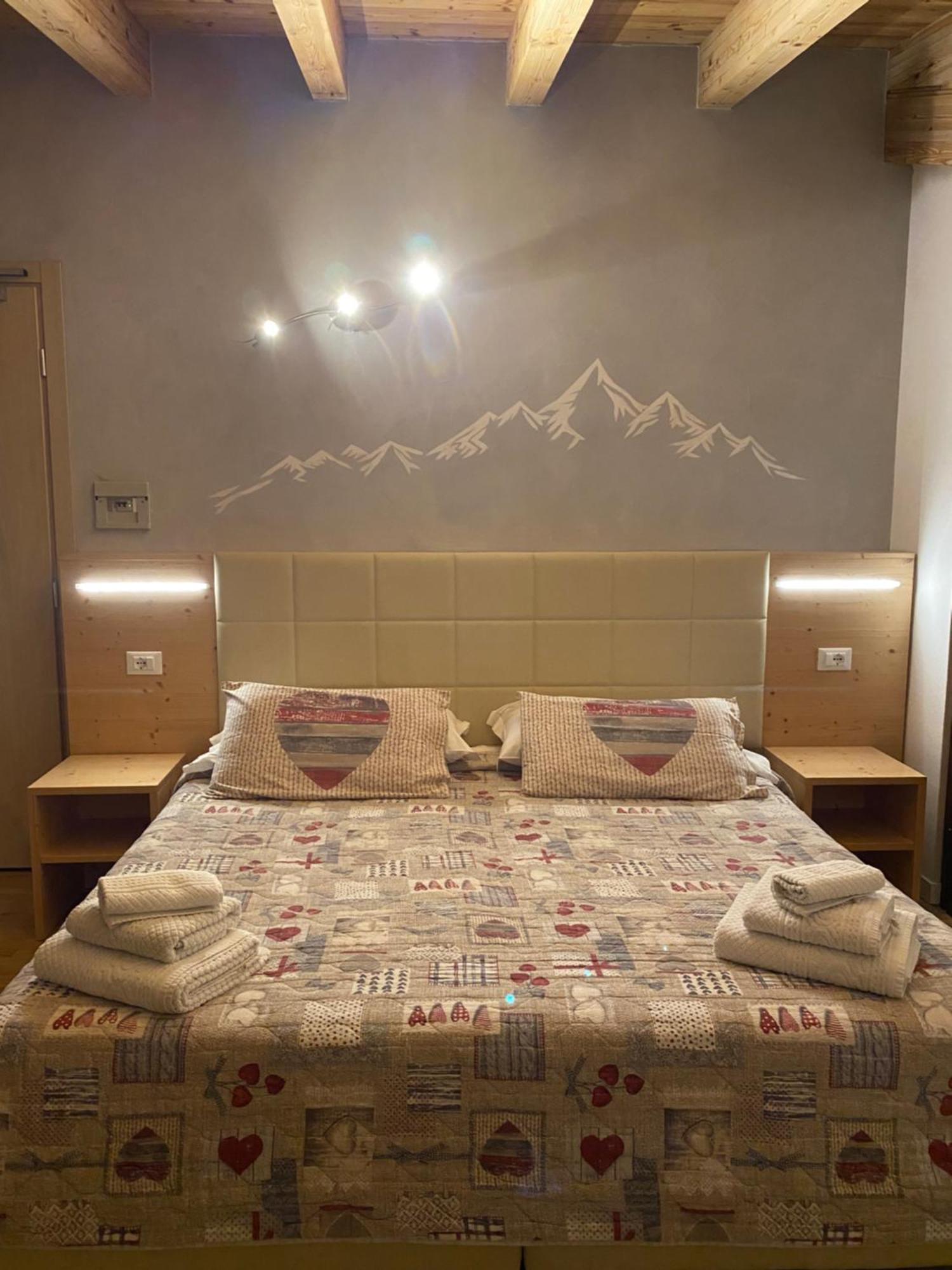 Hotel Sciatori 3 Stelle Superior Temù Dış mekan fotoğraf